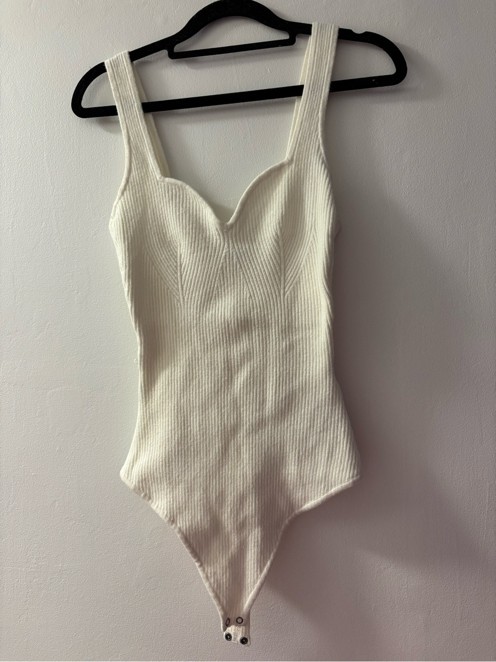 Abercrombie & Fitch Medium ribbed bodysuit